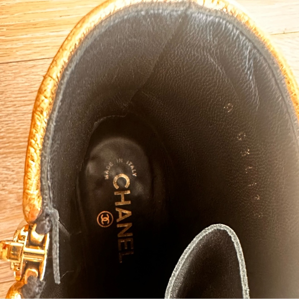 Authentic CHANEL Interlocking CC Logo Moto Boots - Picture 11 of 15